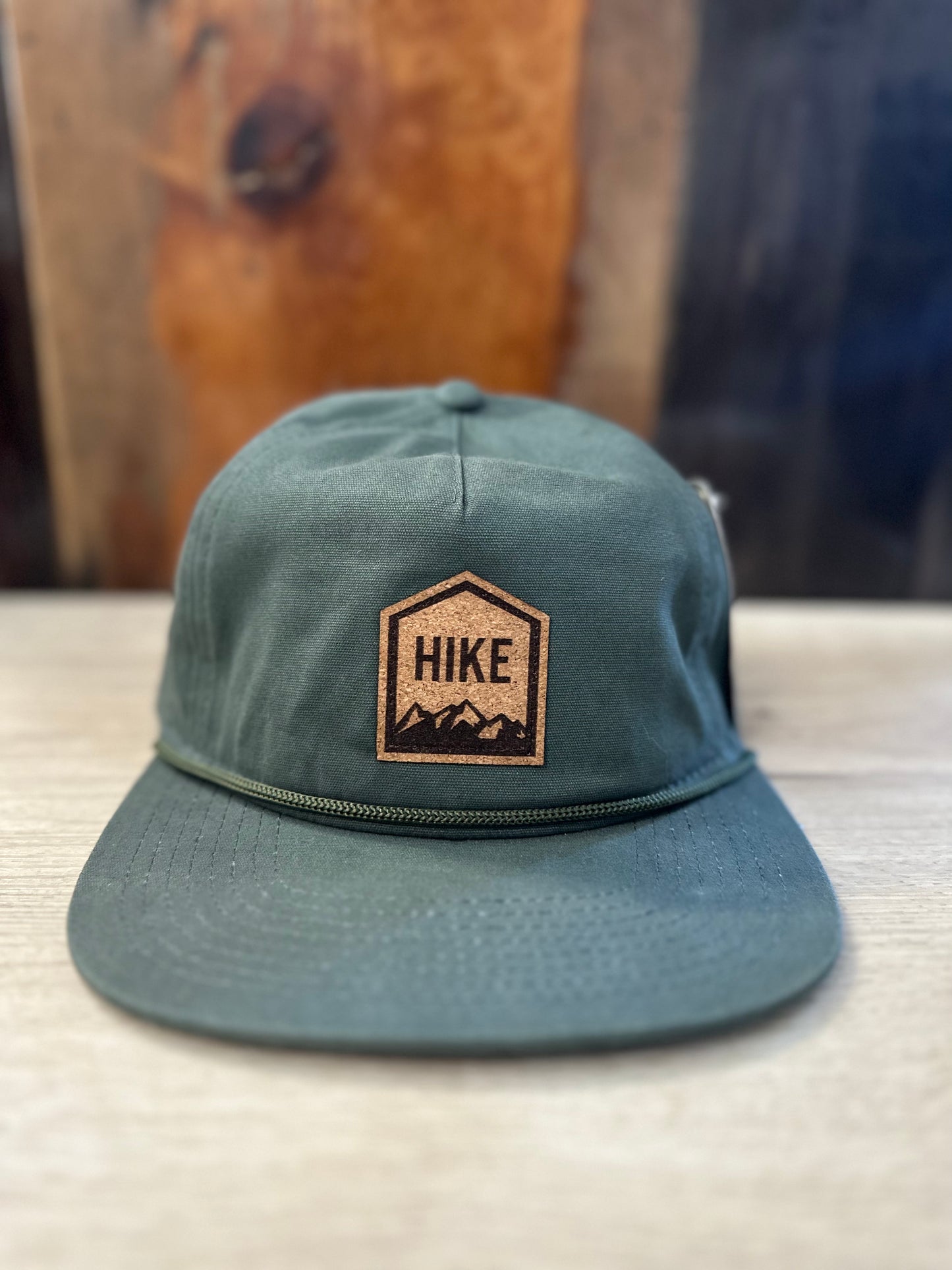 Caps